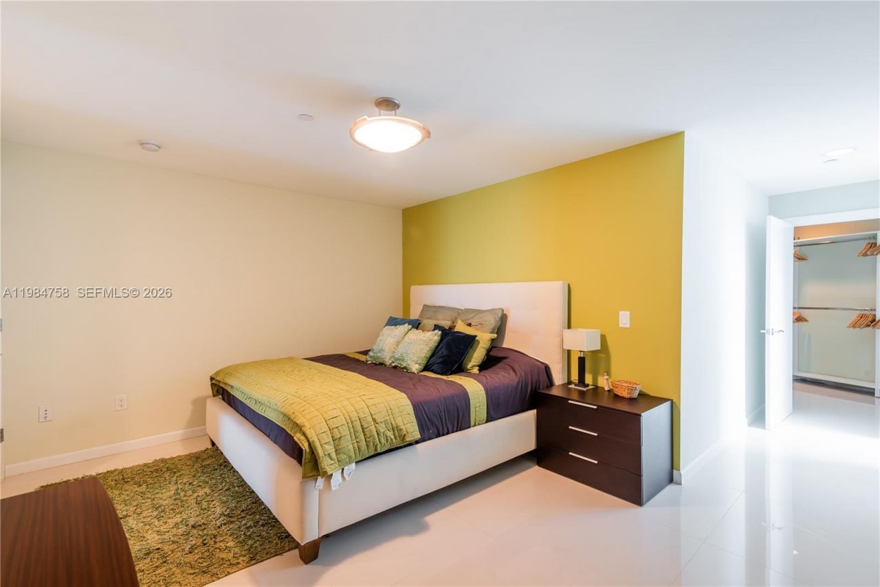 2950 NE 188th St , Unit 504, Aventura, FL 33180 Photo