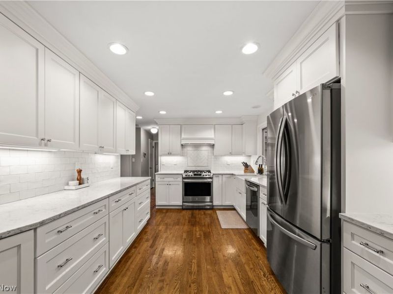 21975 Calverton Road, Shaker Heights, OH 44122 Photo 12