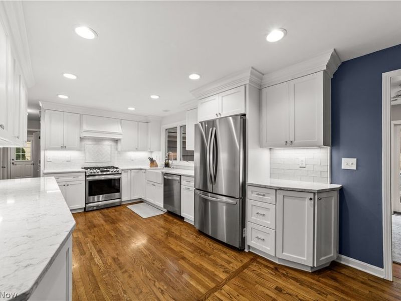 21975 Calverton Road, Shaker Heights, OH 44122 Photo 13