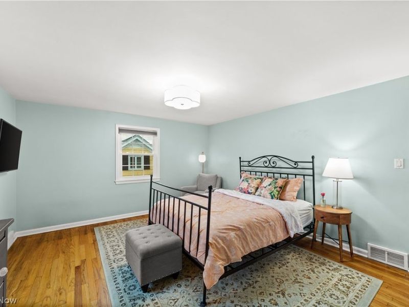 21975 Calverton Road, Shaker Heights, OH 44122 Photo 31