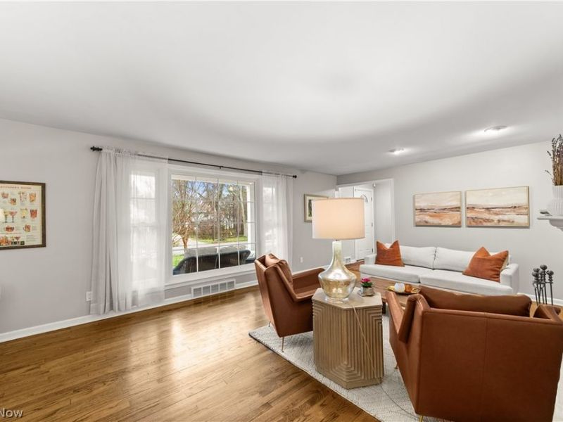 21975 Calverton Road, Shaker Heights, OH 44122 Photo 8