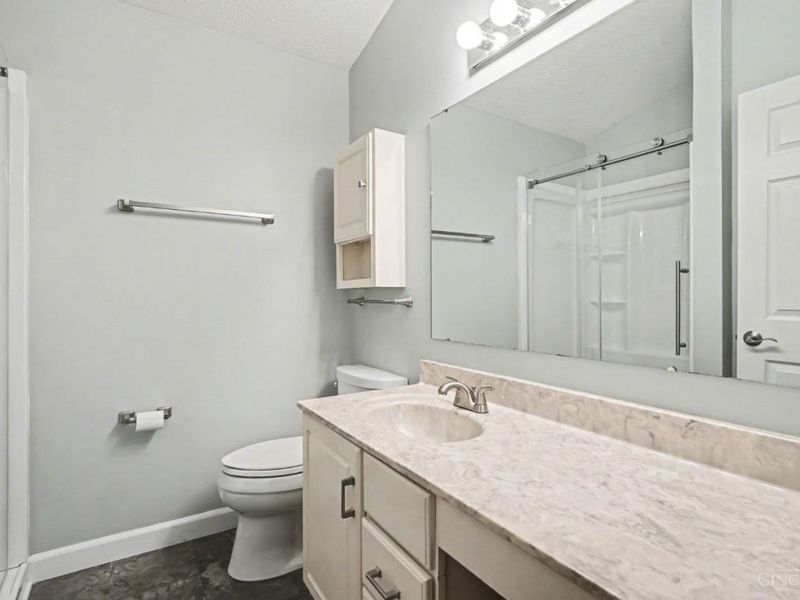 9905 Regatta Drive, Unit 304, Colerain Township, OH 45252 Photo 13