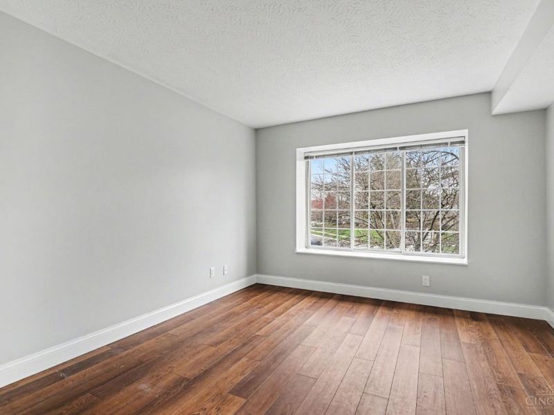 9905 Regatta Drive, Unit 304, Colerain Township, OH 45252 Photo 7