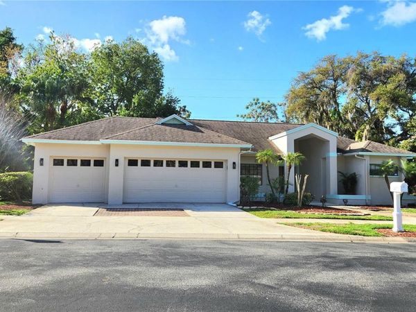 3037 CREST DRIVE , CLEARWATER, FL 33759