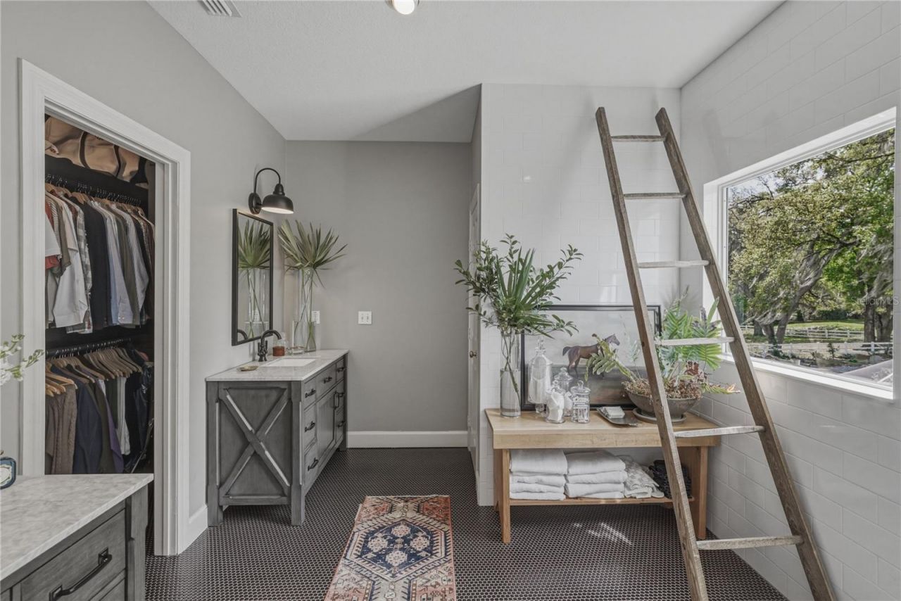 34428 Mission Valley Drive, Dade City, FL 33525 Photo