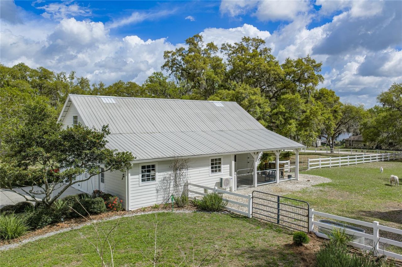 34428 Mission Valley Drive, Dade City, FL 33525 Photo