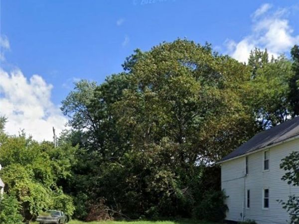 2291 E 90th Street , Cleveland, OH 44106