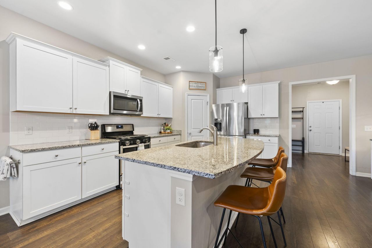 2036 Lanneau Lane Photo 10