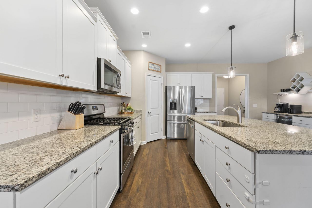 2036 Lanneau Lane Photo 11