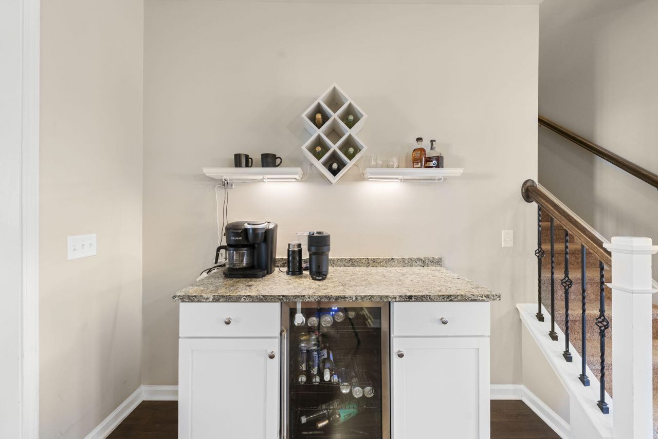 2036 Lanneau Lane Photo 15