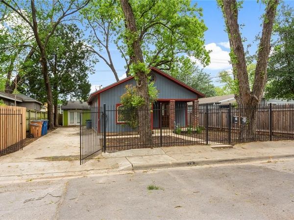 74 Julius ST, Austin, TX 78702