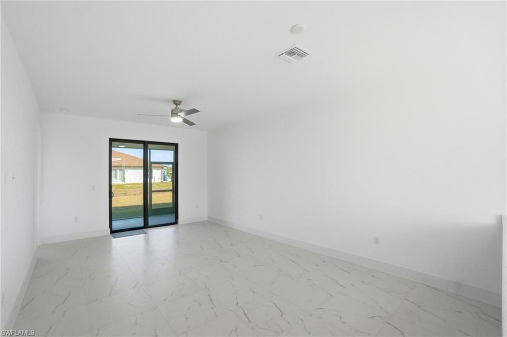 257/259 Grant Blvd, Lehigh Acres, FL 33974 Photo