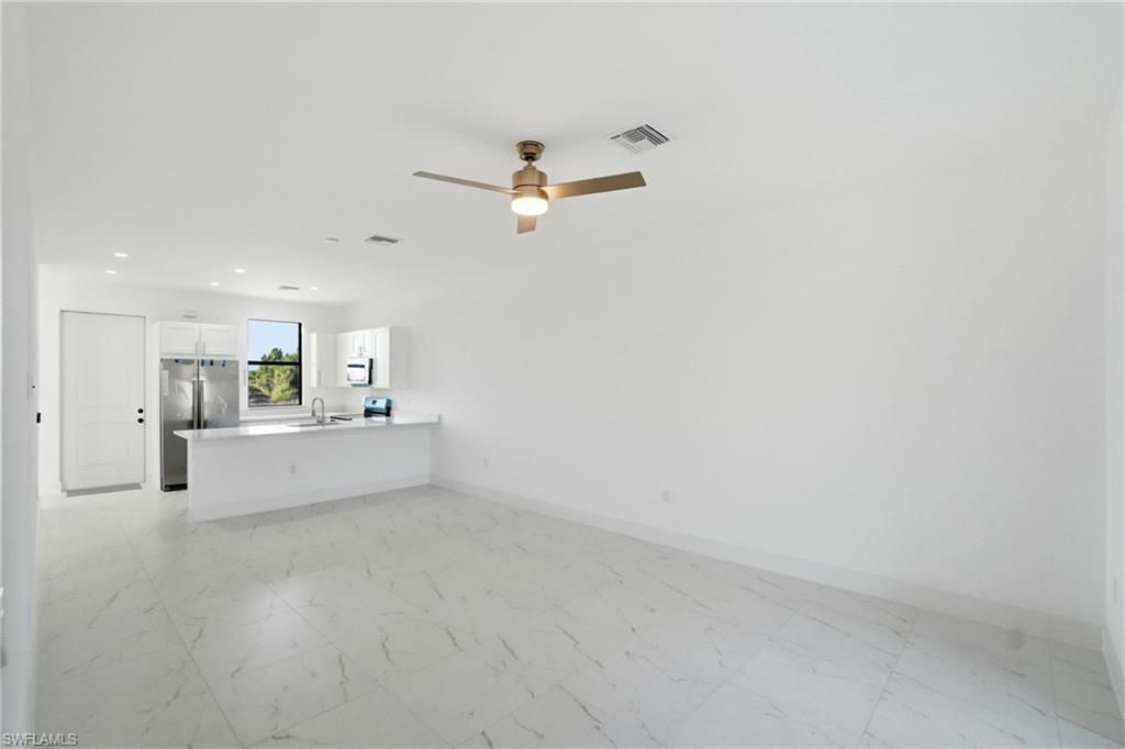 257/259 Grant Blvd, Lehigh Acres, FL 33974 Photo