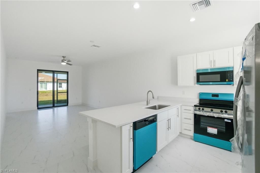257/259 Grant Blvd, Lehigh Acres, FL 33974 Photo