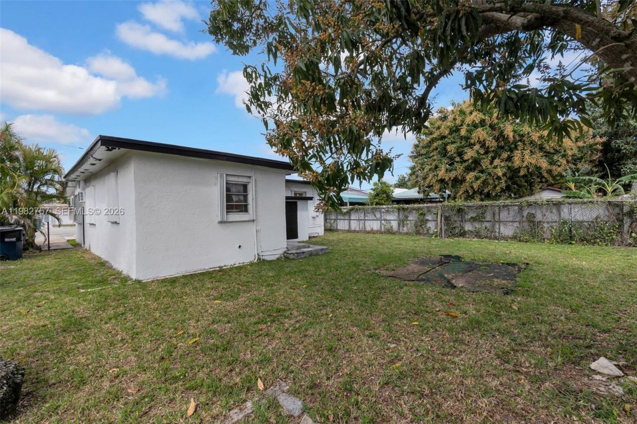 10230 SW 172nd St , Miami, FL 33157 Photo