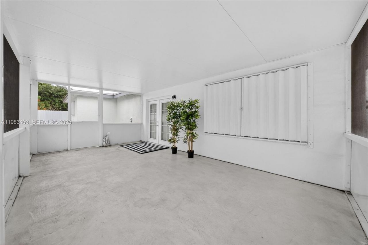 7777 Fairway Blvd, Miramar, FL 33023 Photo