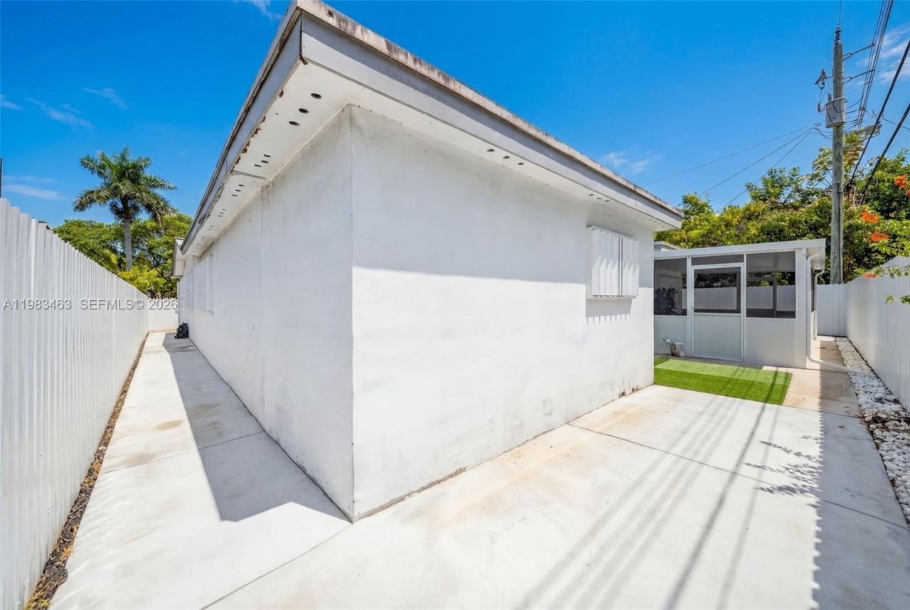 7777 Fairway Blvd, Miramar, FL 33023 Photo