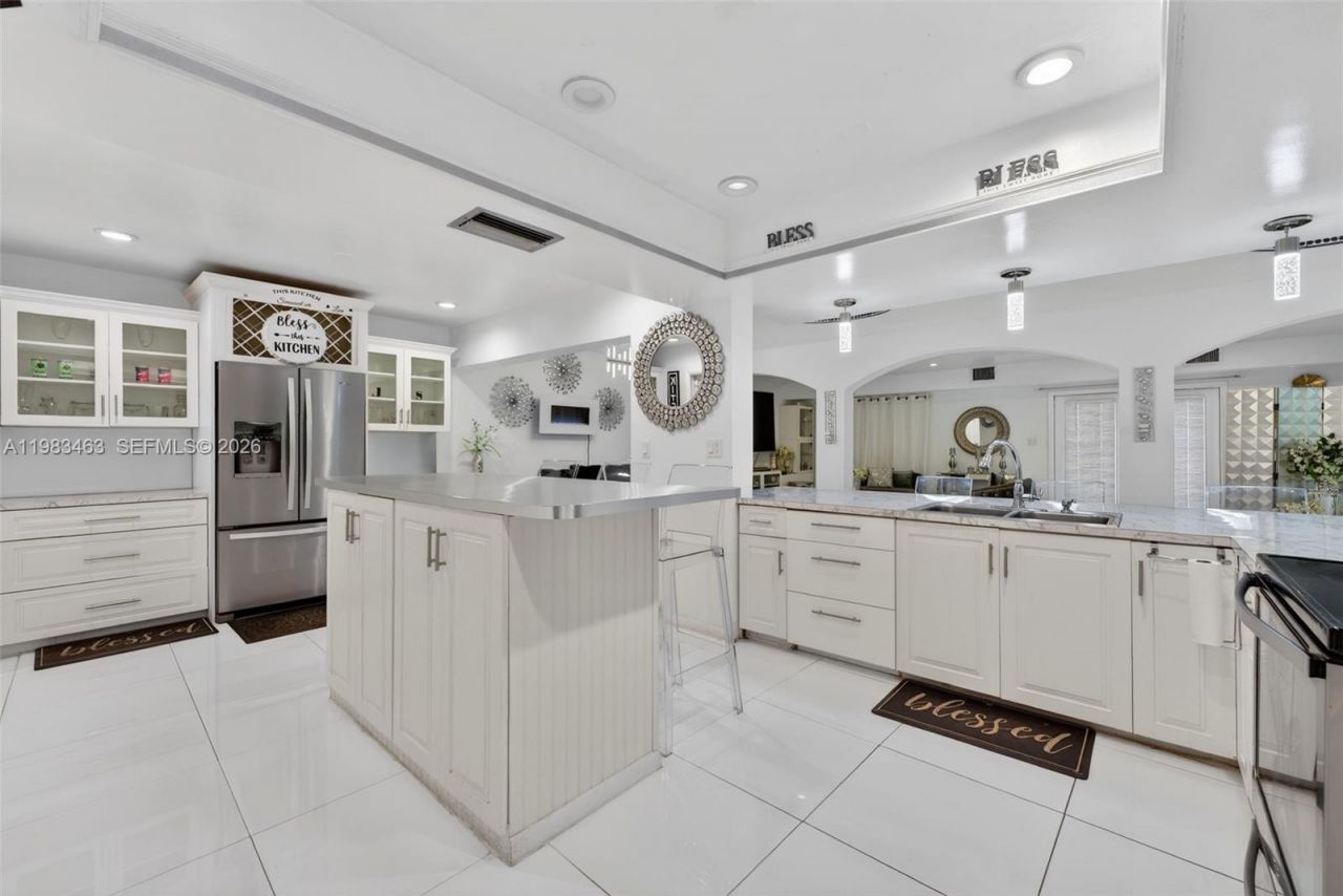 7777 Fairway Blvd, Miramar, FL 33023 Photo