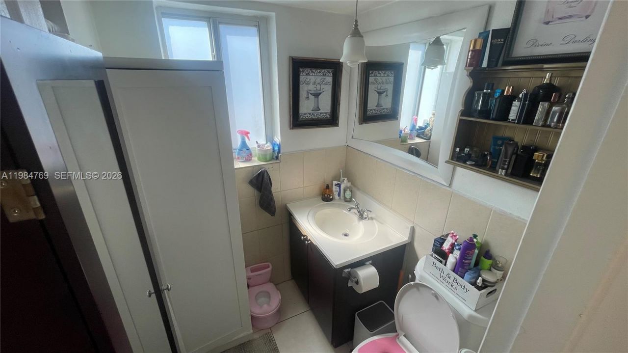 13700 NE 6th Ave , Unit 104, North Miami, FL 33161 Photo