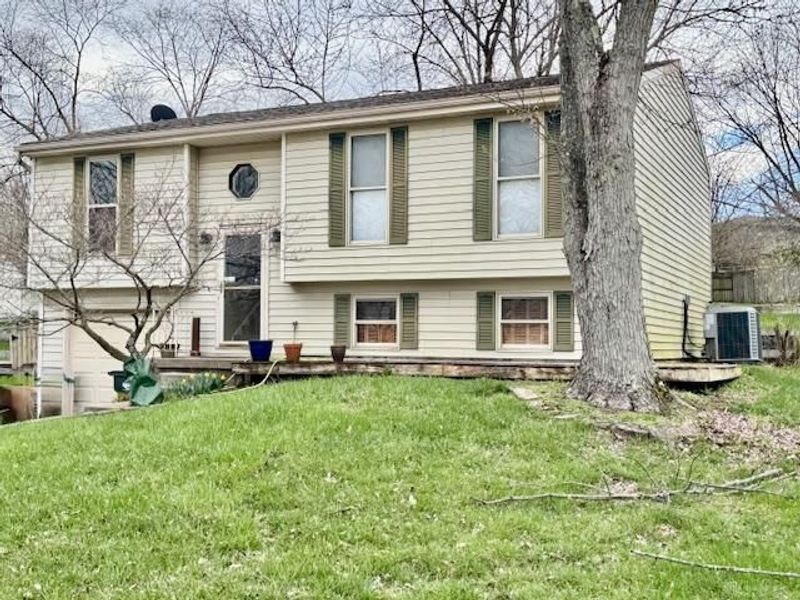 9967 Bannon Court, Miamisburg, OH 45342 Photo 2