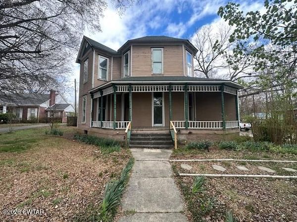 715 S Church Street , Trenton, TN 38382