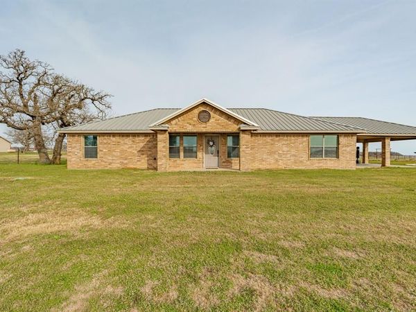 5105 County Road 423 , Stephenville, TX 76401