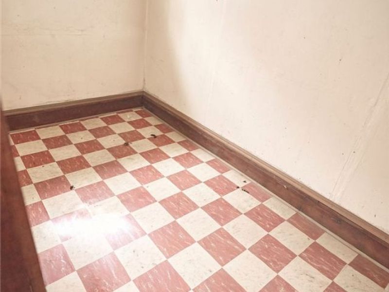 6511 Fullerton Avenue, Cleveland, OH 44105 Photo 12