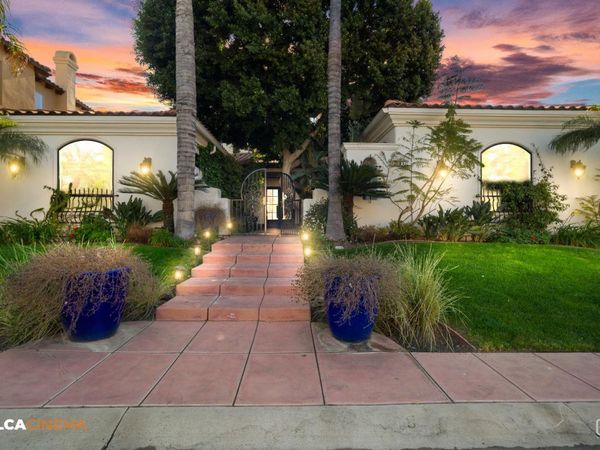 15001 Colonia De Las Rosas , Bakersfield, CA 93306