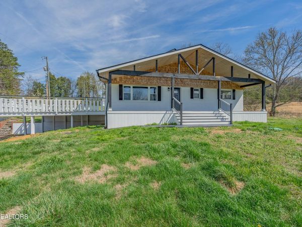 2000 Bays Mountain Rd, Knoxville, TN 37920