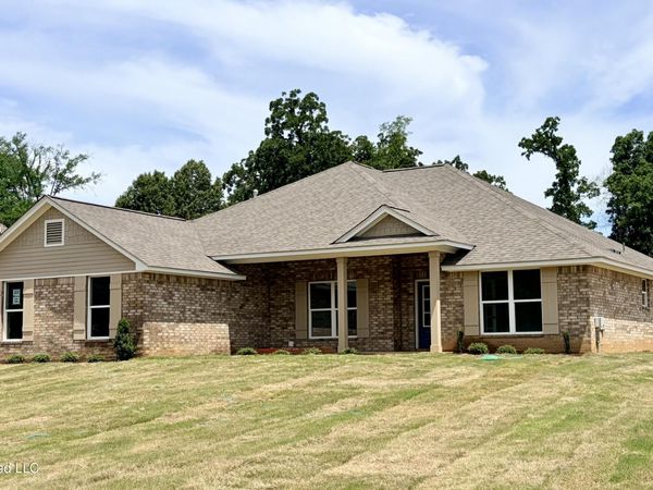 80 Farley Road, Byhalia, MS 38611