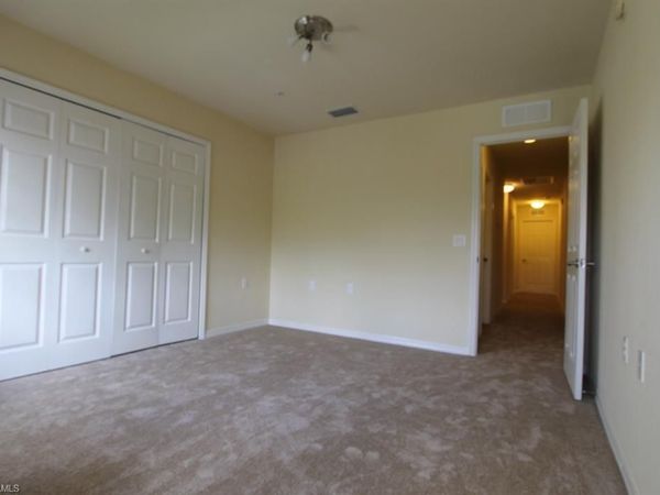 9051 Gervais CIR, Unit 1503, NAPLES, FL 34120