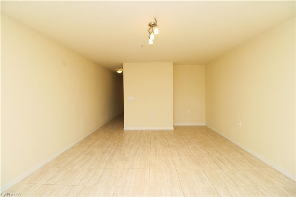 9051 Gervais Cir, Unit 1503, Naples, FL 34120 Photo