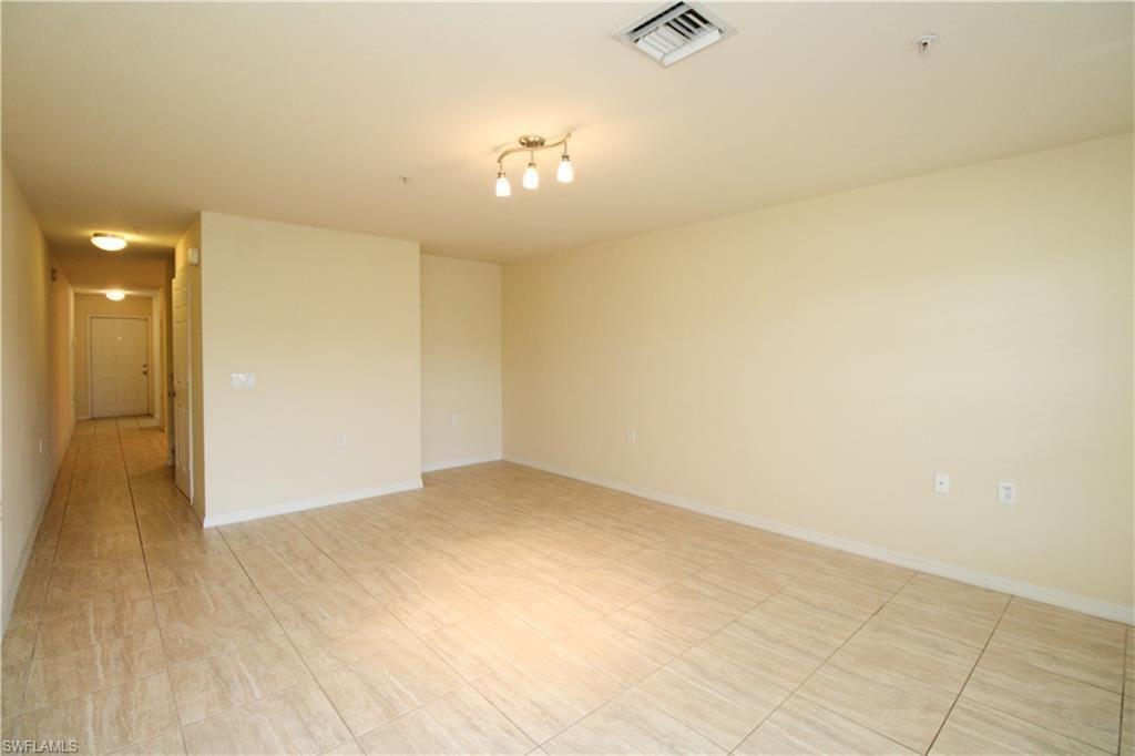 9051 Gervais Cir, Unit 1503, Naples, FL 34120 Photo