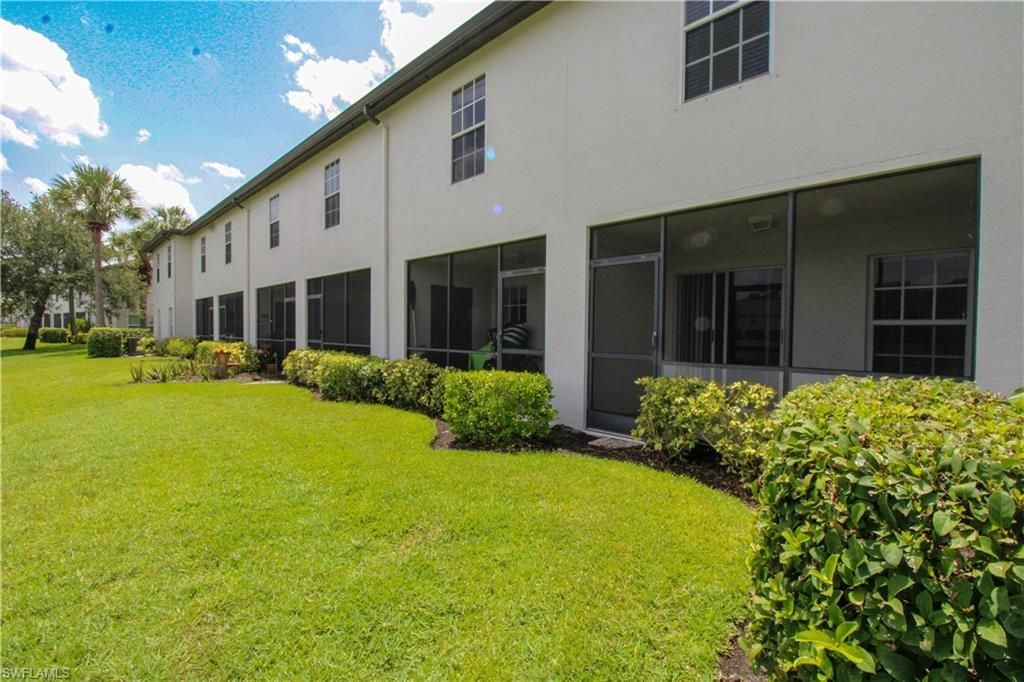 9051 Gervais Cir, Unit 1503, Naples, FL 34120 Photo