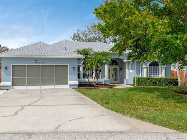 2419 SE Melon Court, Port St Lucie, FL 34952