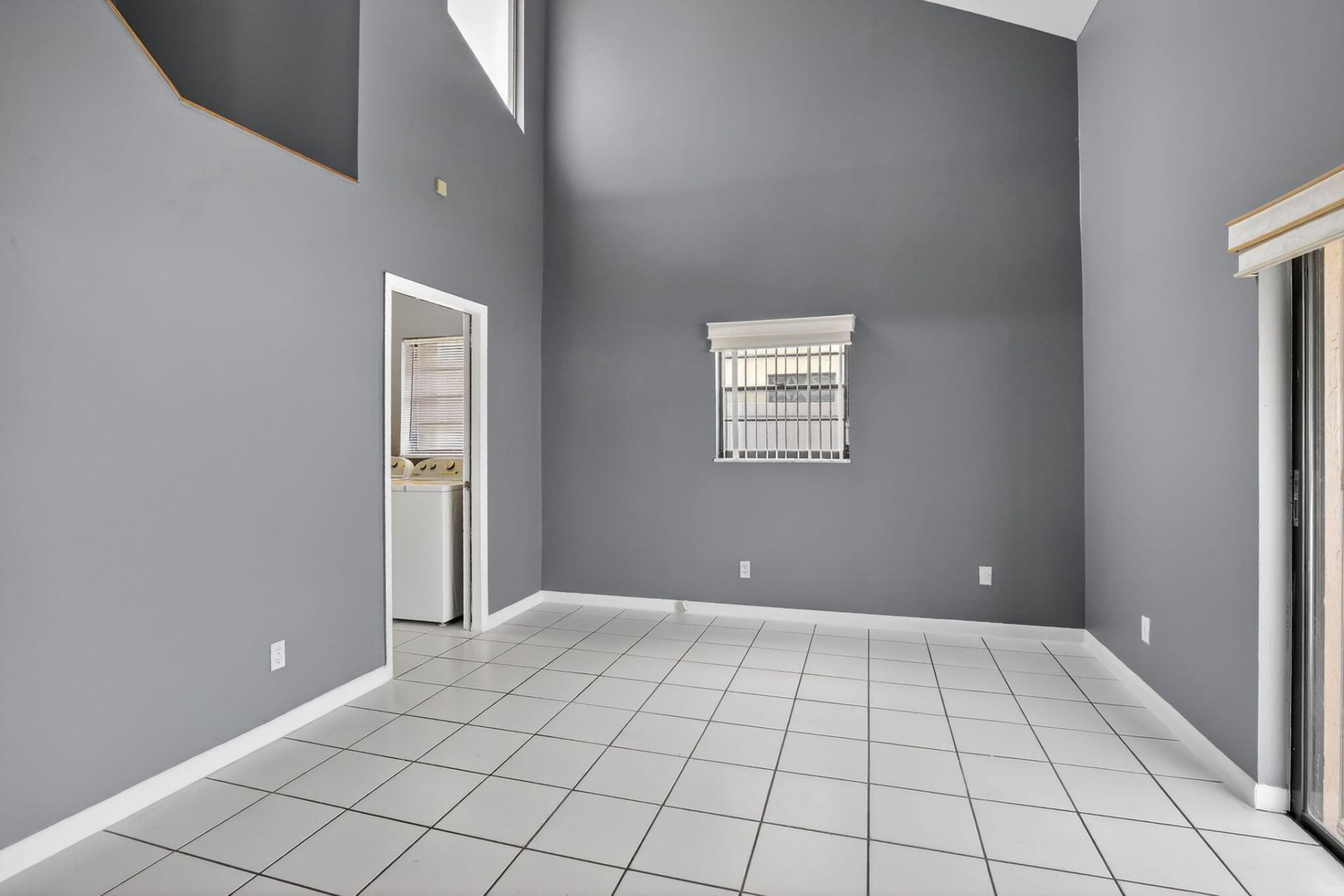 7721 NW 42nd Court, Hollywood, FL 33024 Photo