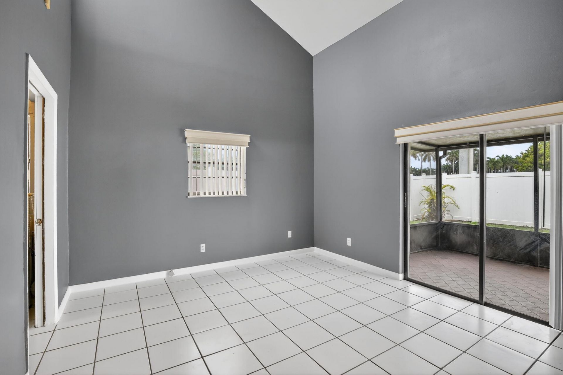 7721 NW 42nd Court, Hollywood, FL 33024 Photo