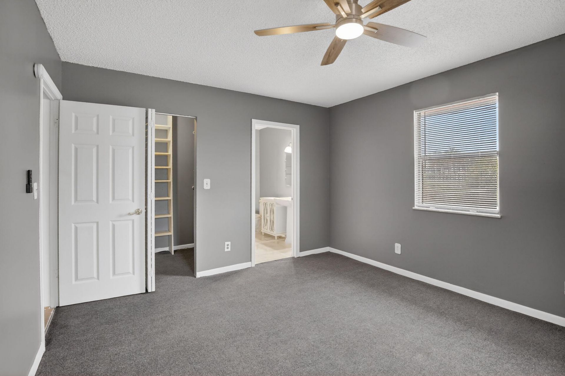 7721 NW 42nd Court, Hollywood, FL 33024 Photo