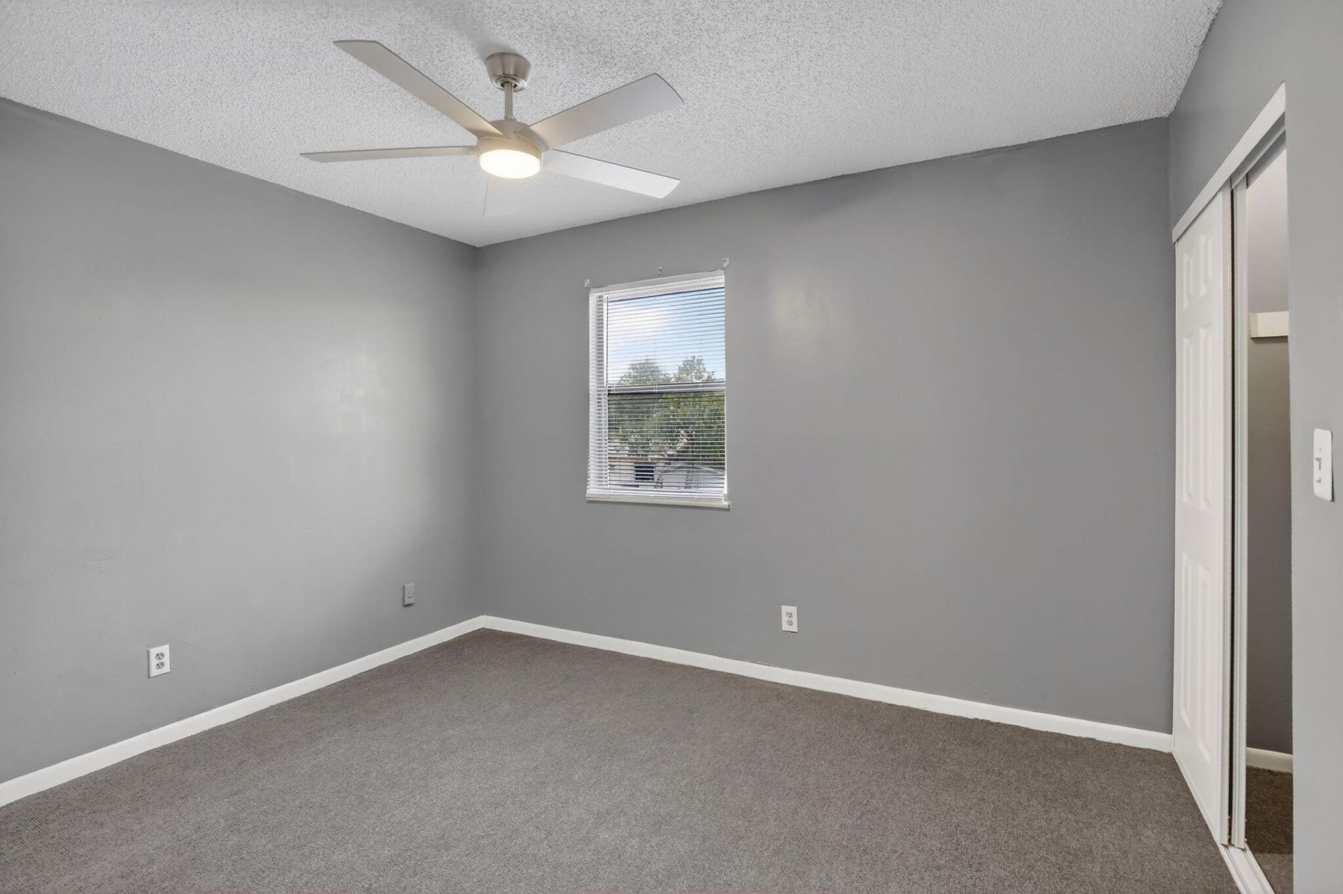 7721 NW 42nd Court, Hollywood, FL 33024 Photo