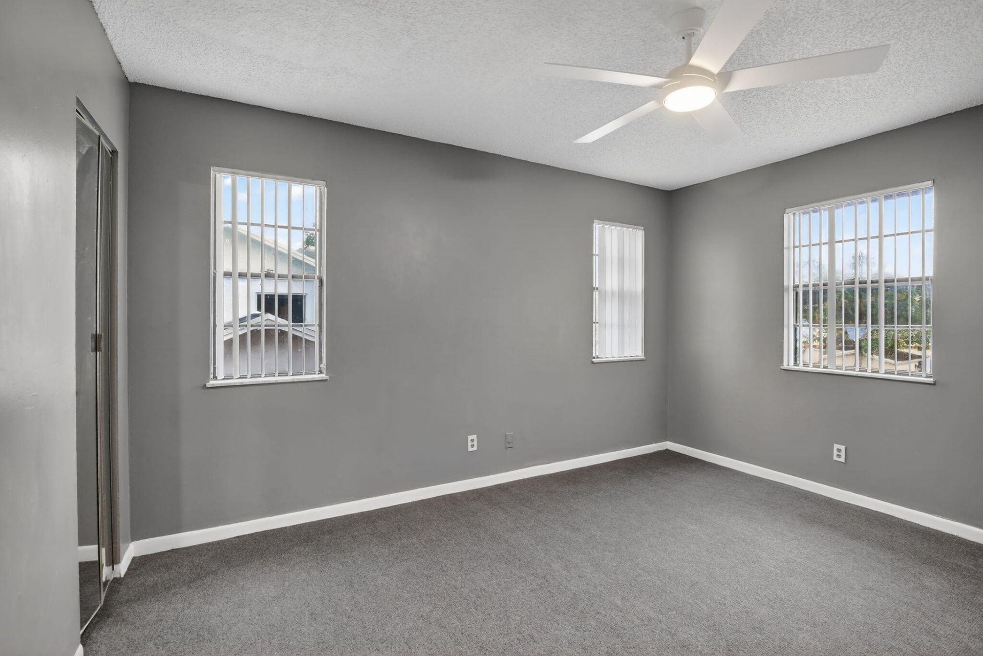 7721 NW 42nd Court, Hollywood, FL 33024 Photo