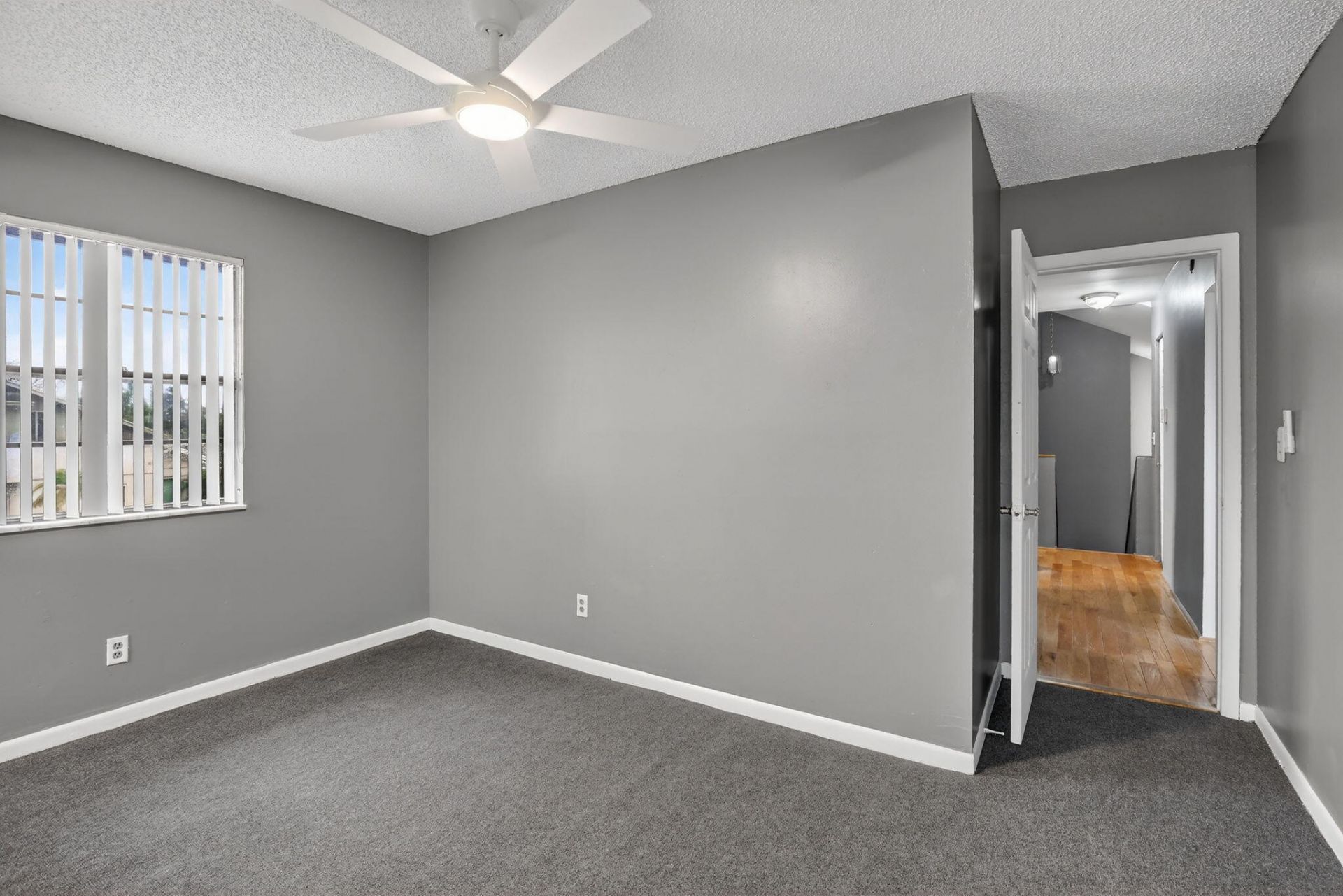 7721 NW 42nd Court, Hollywood, FL 33024 Photo