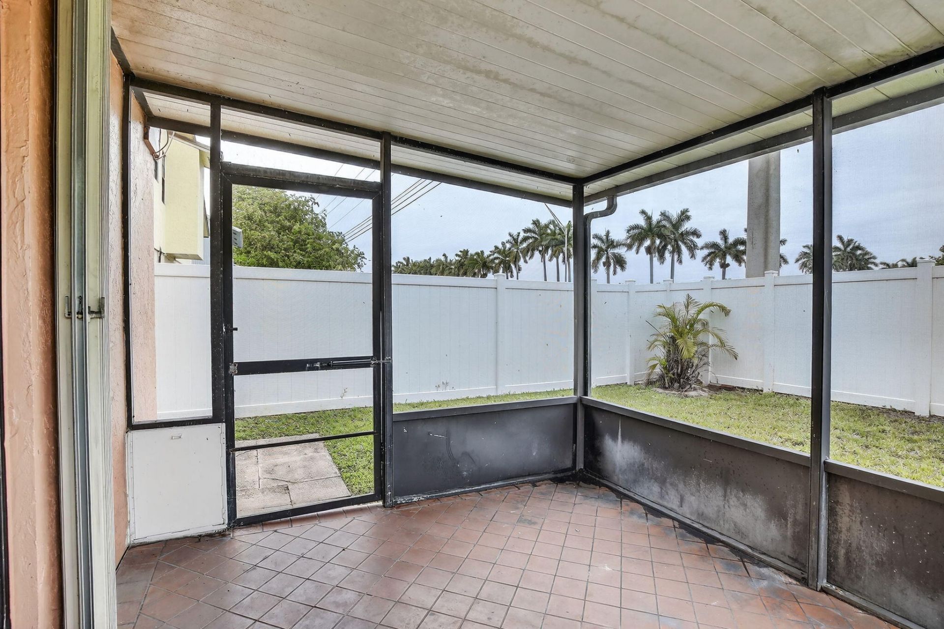 7721 NW 42nd Court, Hollywood, FL 33024 Photo