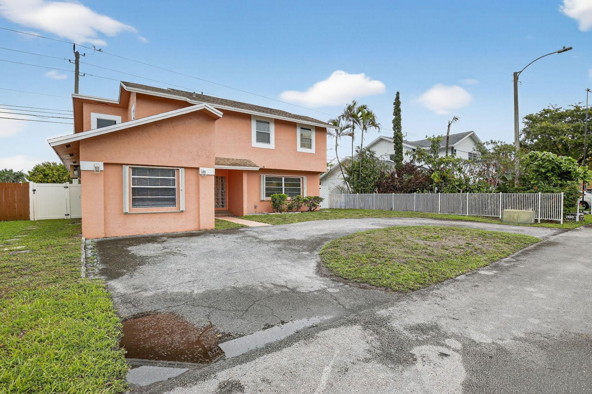 7721 NW 42nd Court, Hollywood, FL 33024 Photo