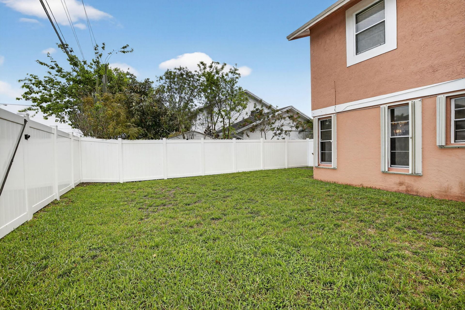 7721 NW 42nd Court, Hollywood, FL 33024 Photo