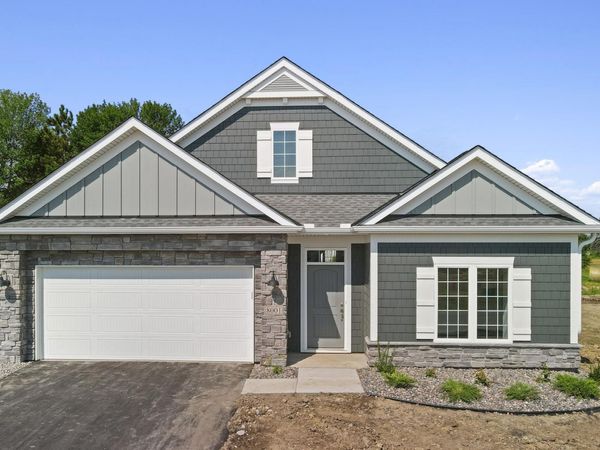 3660 Coral Bell Drive, Shakopee, MN 55379