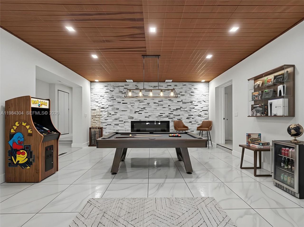 660 S Biscayne River Dr, Miami, FL 33169 Photo