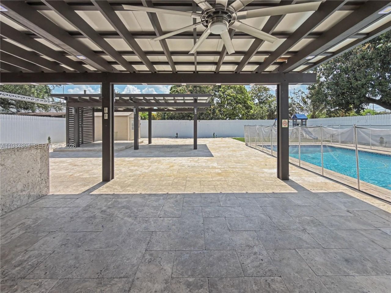 660 S Biscayne River Dr, Miami, FL 33169 Photo