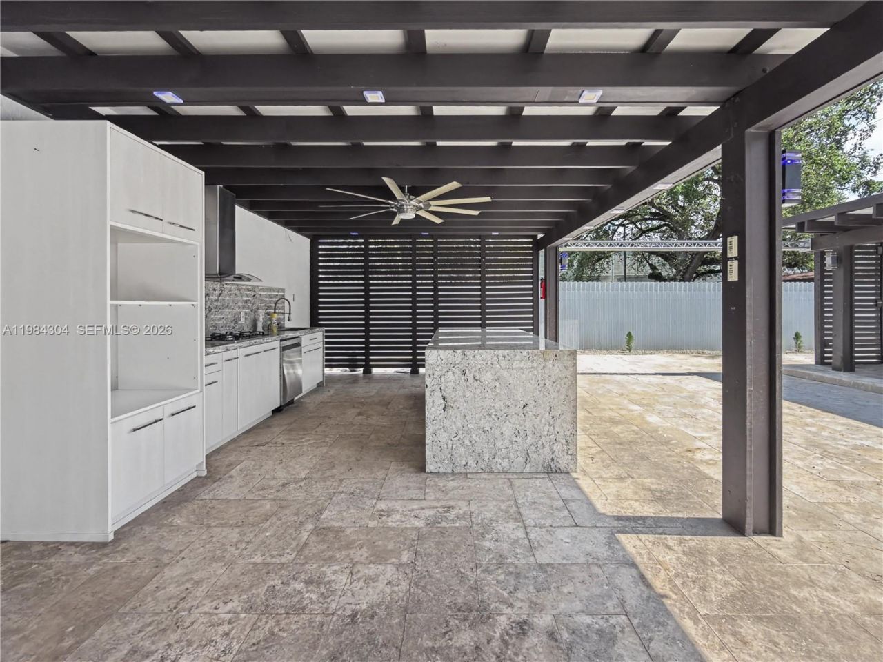 660 S Biscayne River Dr, Miami, FL 33169 Photo