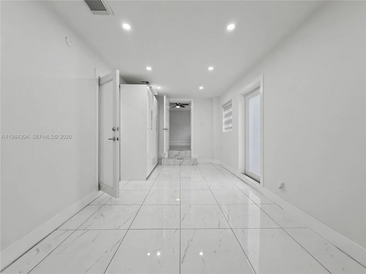 660 S Biscayne River Dr, Miami, FL 33169 Photo