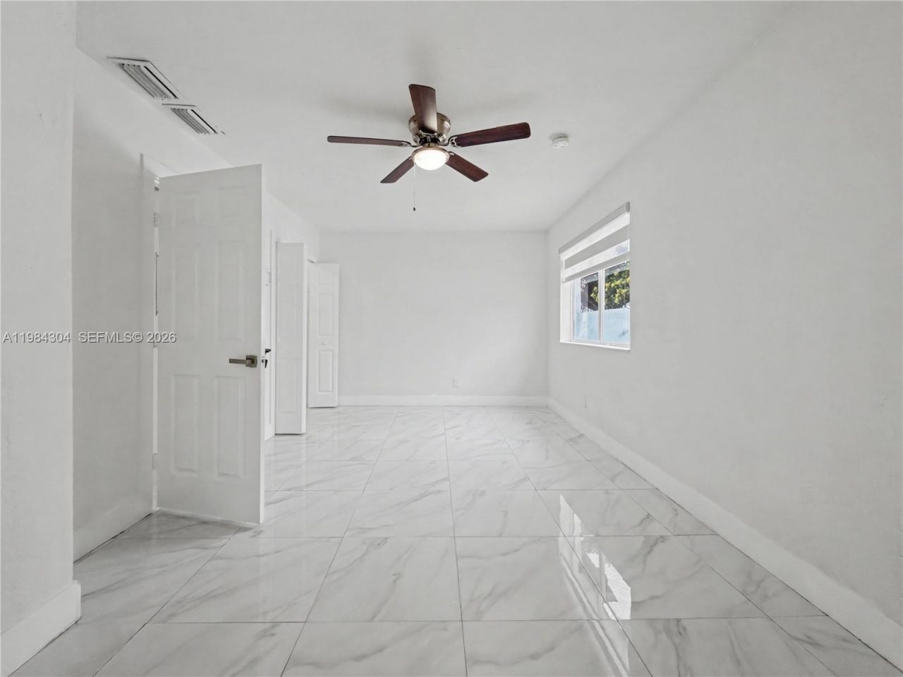 660 S Biscayne River Dr, Miami, FL 33169 Photo